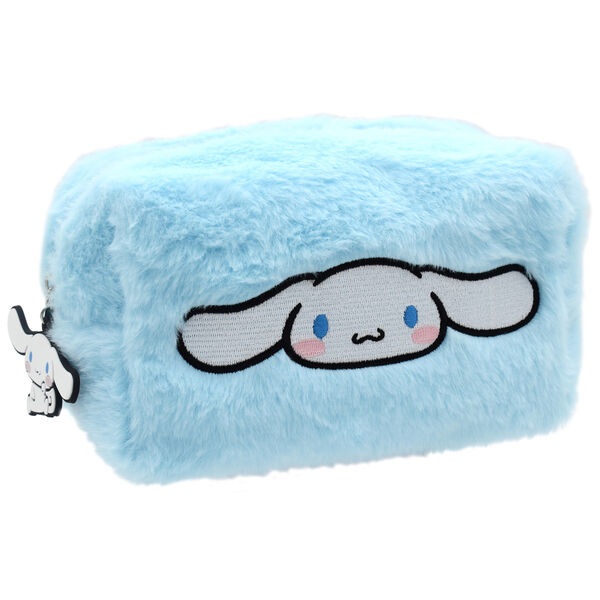 neceser-peluche-cinnamoroll-hello-kitty