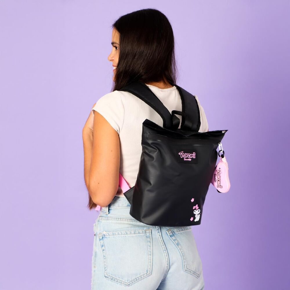 mochila-casual-kuromi-hello-kitty-33cm
