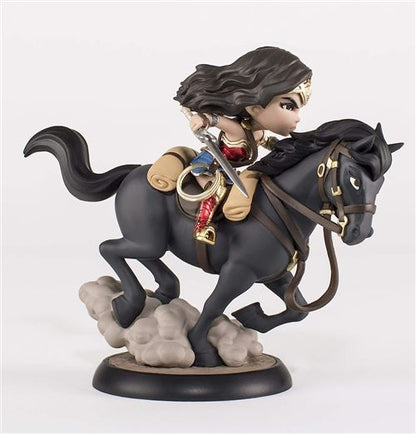 Figura Wonder Woman en Caballo - DC Comics Q Fig 15cm