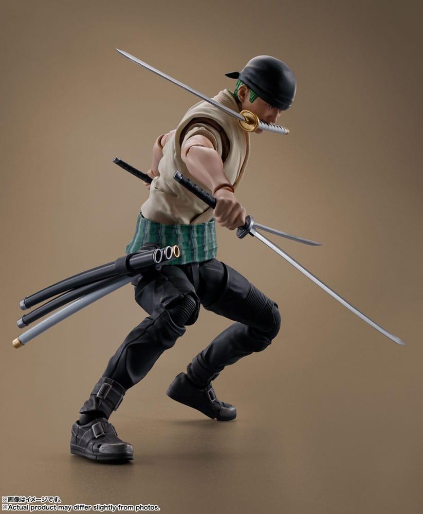 figura-articulada-roronoa-zoro-one-piece-netflix-sh-figuarts-14-5cm