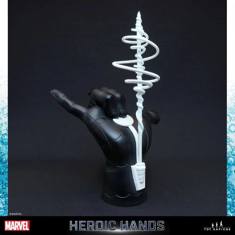 estatua-heroic-hands-negro-spiderman-marvel-26cm