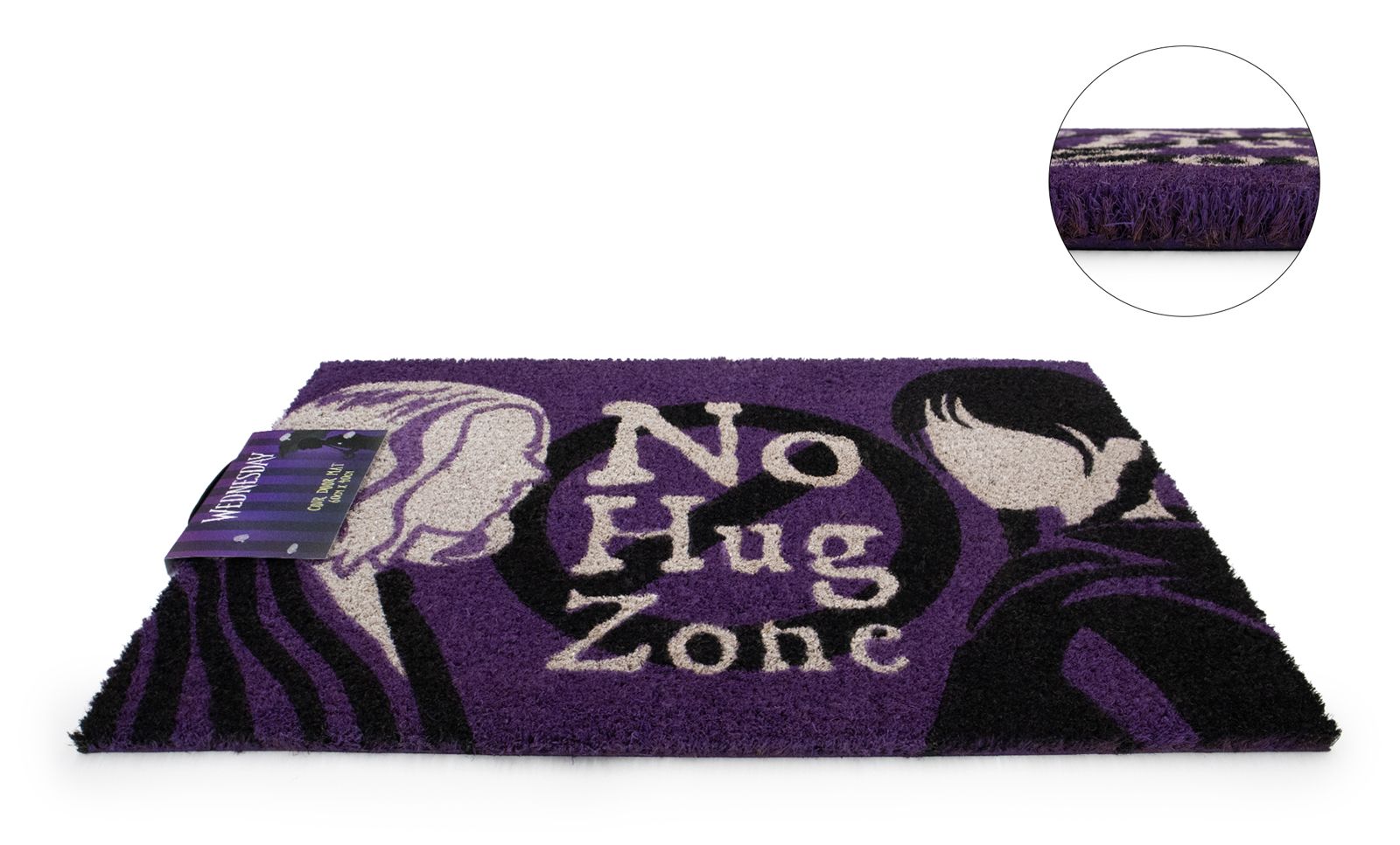 felpudo-no-hug-zone-wednesday-pyramid