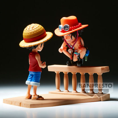 figura-monkey-d-luffy-portgas-d-ace-world-collectable-log-stories-one-piece-8cm