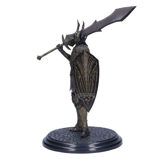 figura-black-knight-sculpt-collection-dark-souls-20cm