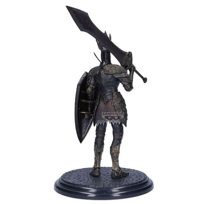 figura-black-knight-sculpt-collection-dark-souls-20cm
