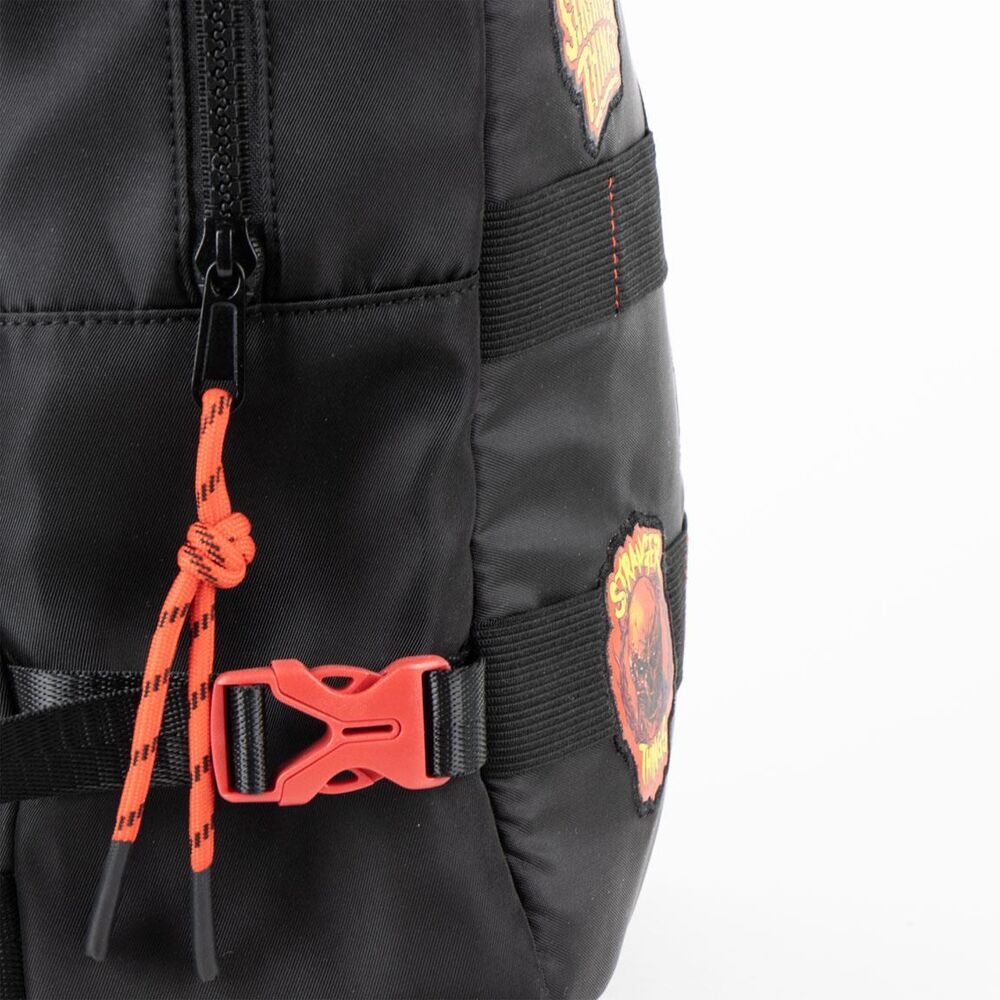 mochila-stranger-things-27cm