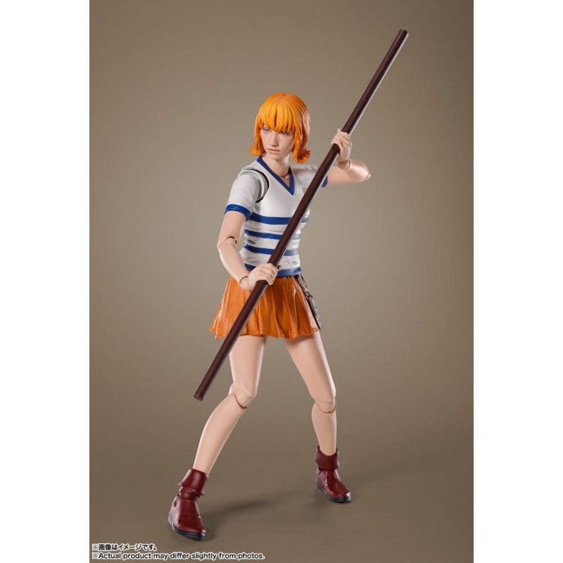 figura-articulada-nami-one-piece-netflix-sh-figuarts-15cm