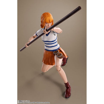 figura-articulada-nami-one-piece-netflix-sh-figuarts-15cm