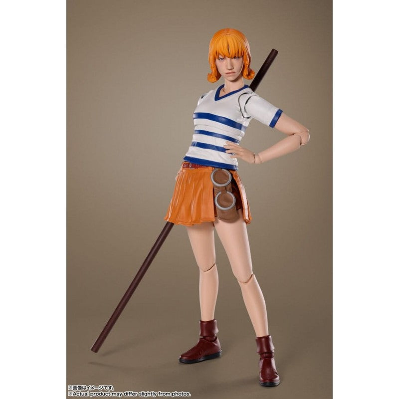 figura-articulada-nami-one-piece-netflix-sh-figuarts-15cm