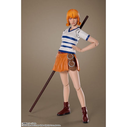 figura-articulada-nami-one-piece-netflix-sh-figuarts-15cm